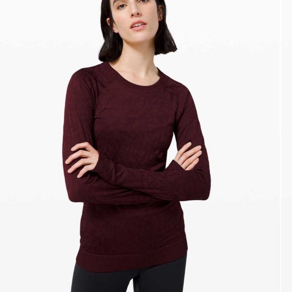 • Lululemon • Women’s Rest Less Pullover Garnet / Garnet Size 4